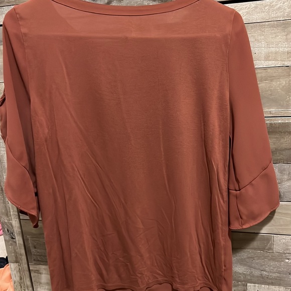 Used Ruffle Top - Picture 3 of 4